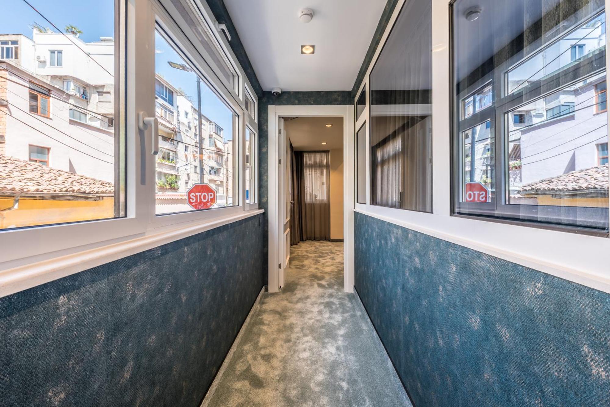 Piazza Luxury Apartments Tirana Buitenkant foto