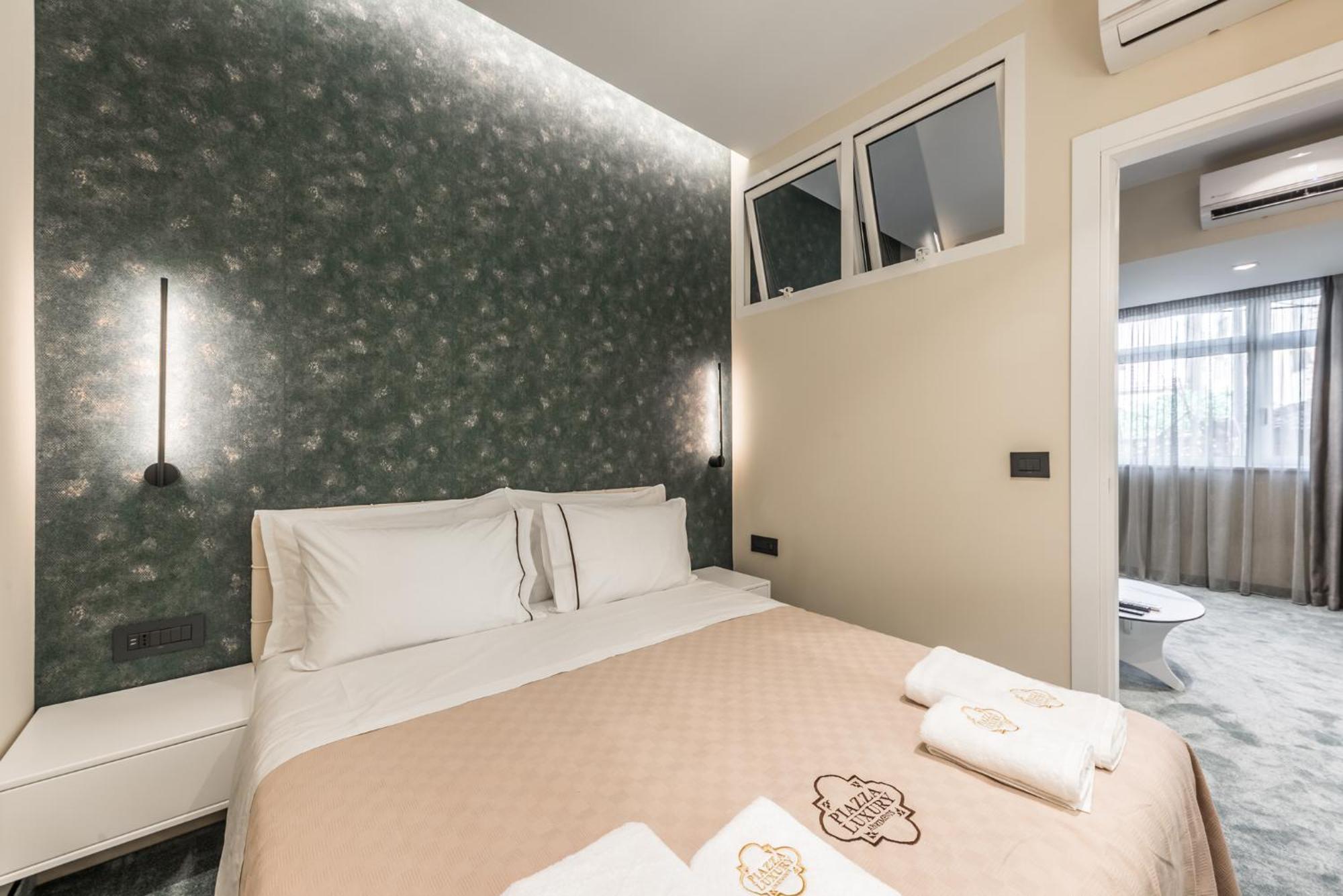 Piazza Luxury Apartments Tirana Buitenkant foto