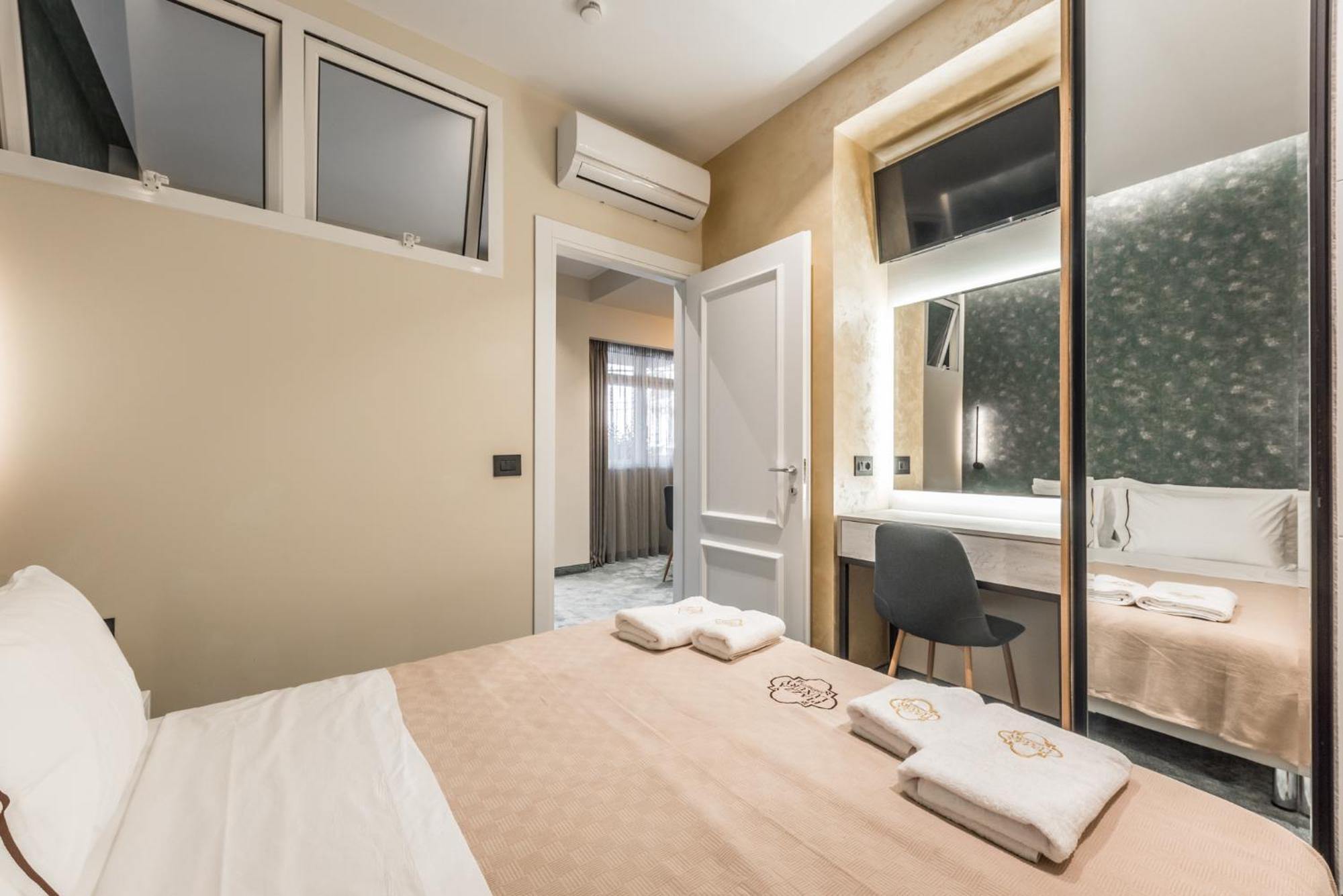 Piazza Luxury Apartments Tirana Buitenkant foto