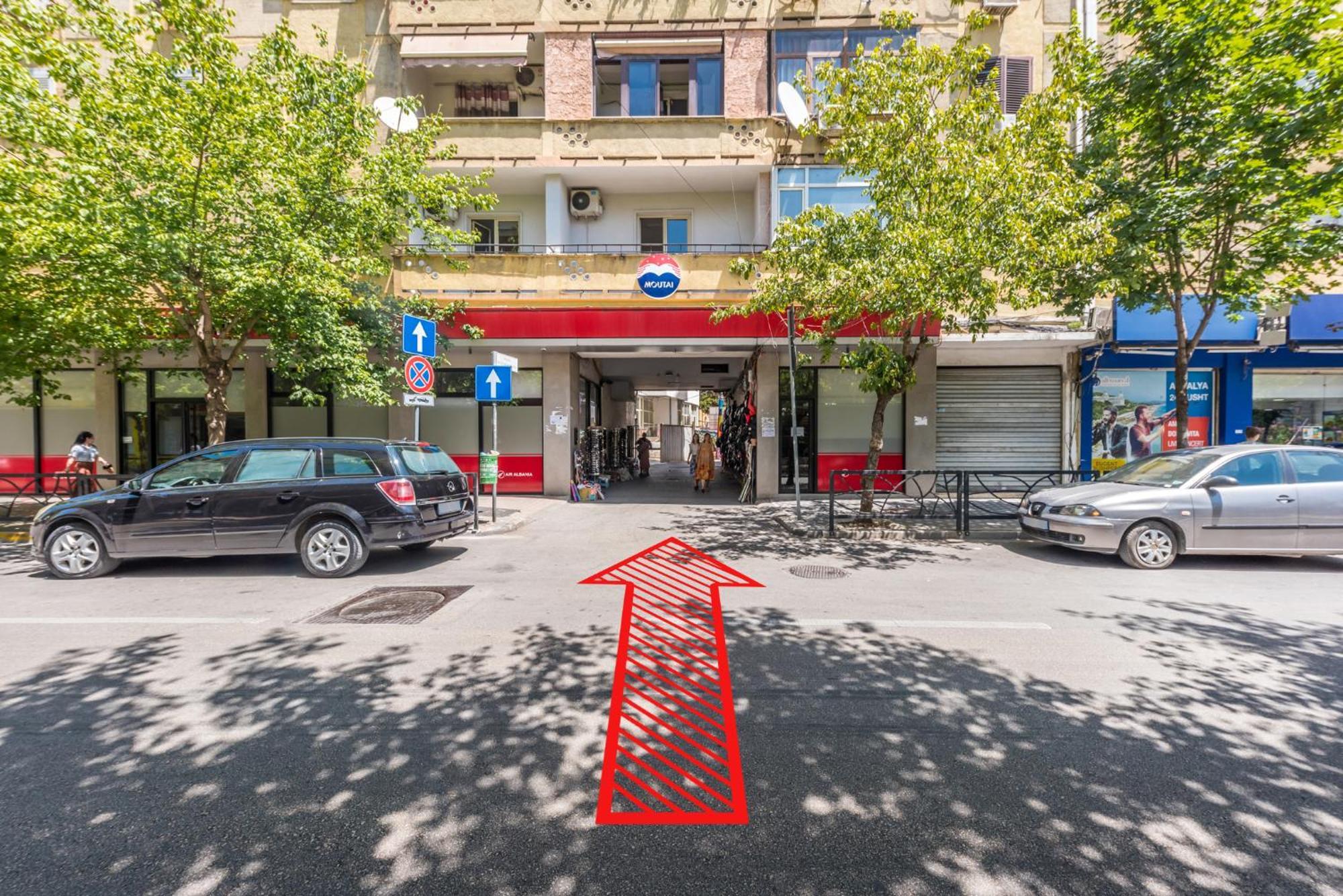 Piazza Luxury Apartments Tirana Buitenkant foto